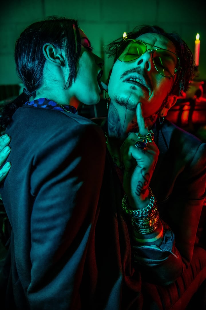 Hot Tattooed Couple🥵
