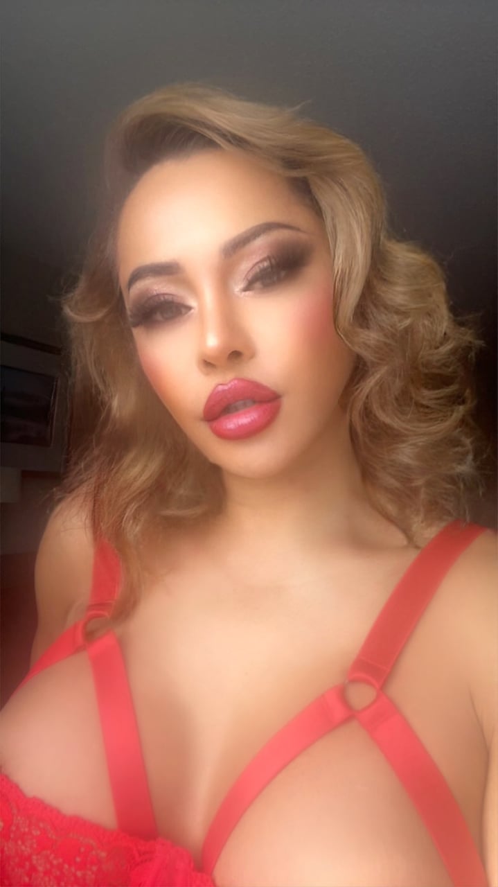 Hotcandybella
