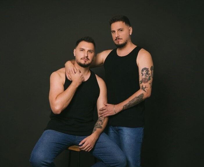 hurtadotwins