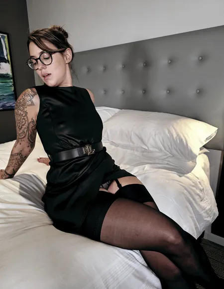 Innocent Hotwife XXX (NO PPV)