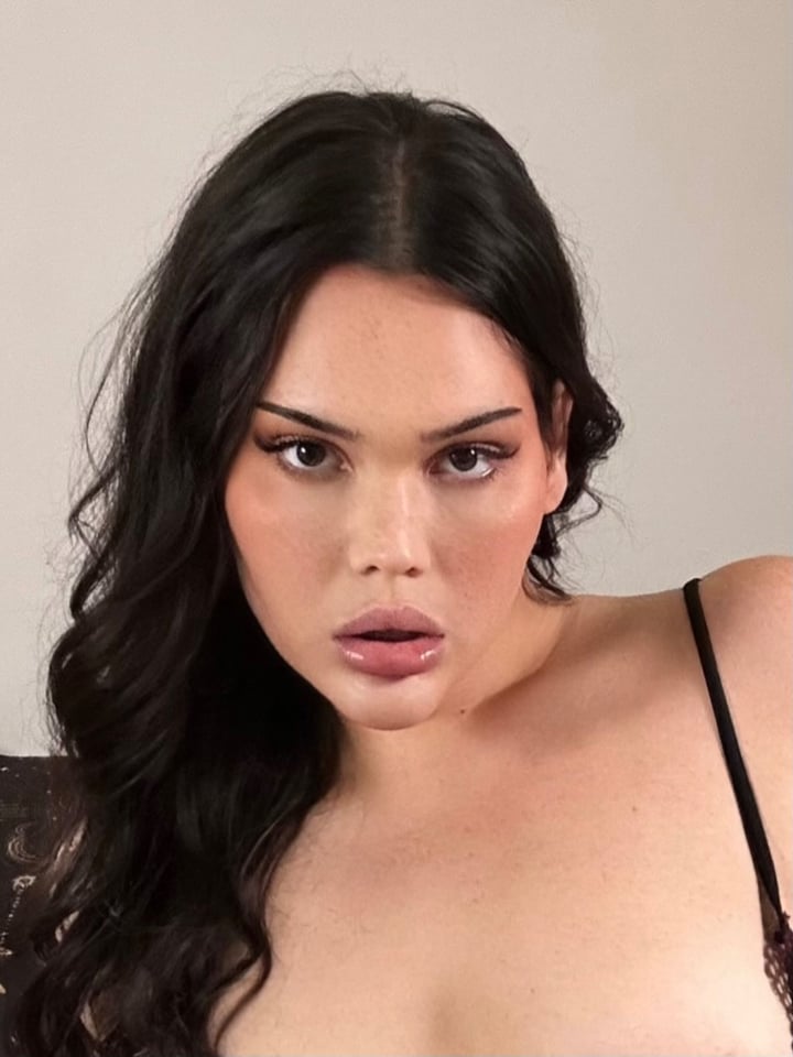 Isabella 🌹