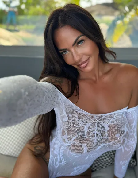 CHLOE LOPEZ