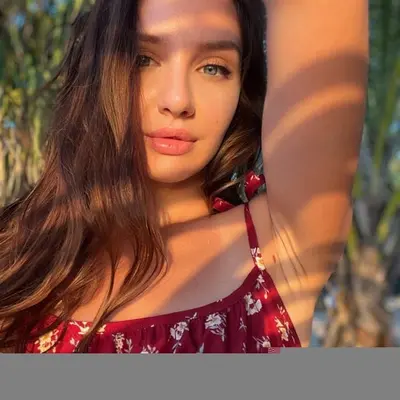 Bella