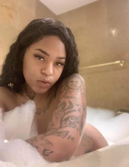 🫶🏽 Your fave Bae 😈💕