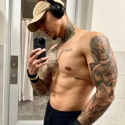Johnny2iccyy