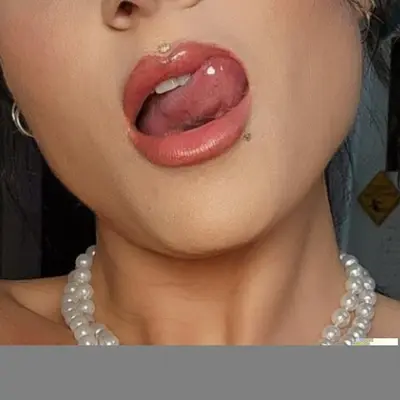 Juicymalvitease