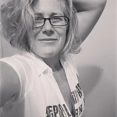 Khariscurves