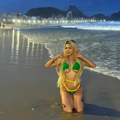 Larapeacee