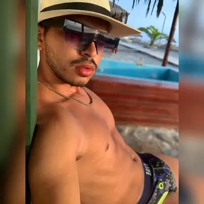 Latinboy15