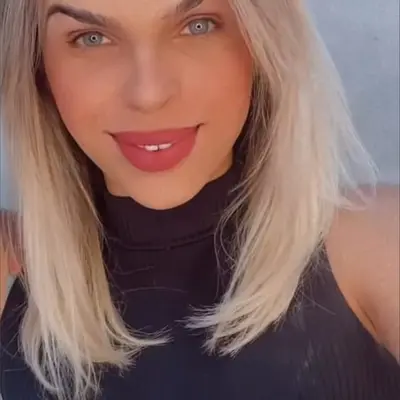 laura