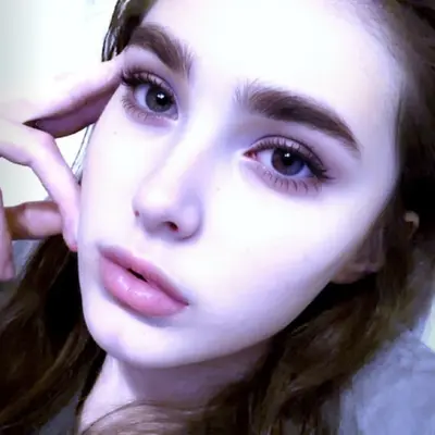 Lilya Hott