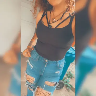 Livvytoolovelyvip