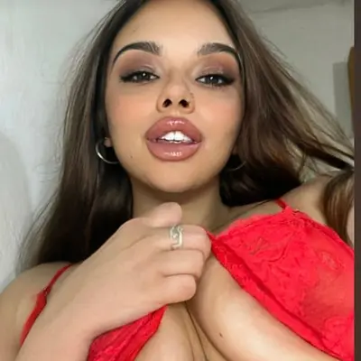 Goddess Lola