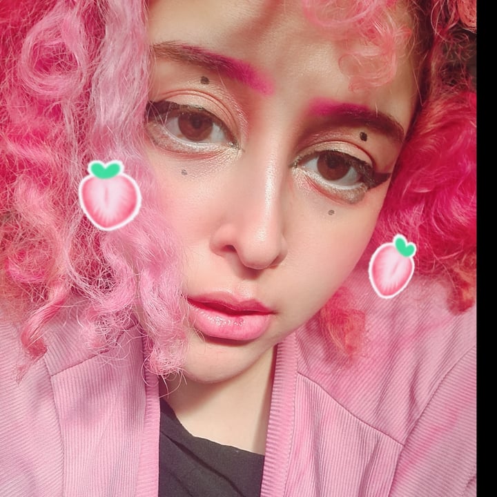 🌸 𝓛𝓸𝓽𝓽𝓲𝓮 🌸