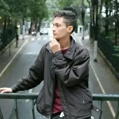 Louisthassio2