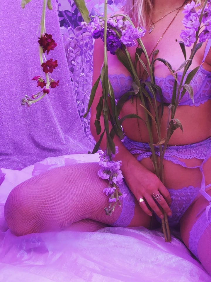 Lvndrrose