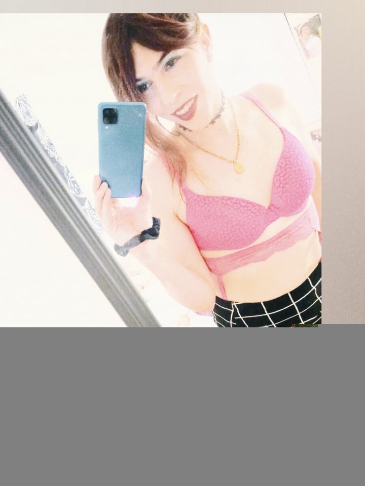 Maddyc80617898