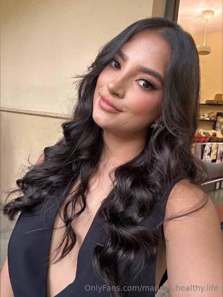 Maddy 🖤 Lopez