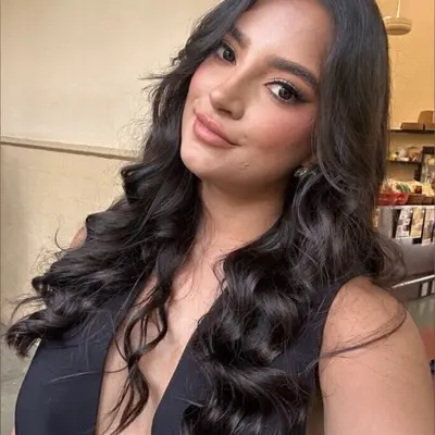 Maddy 🖤 Lopez