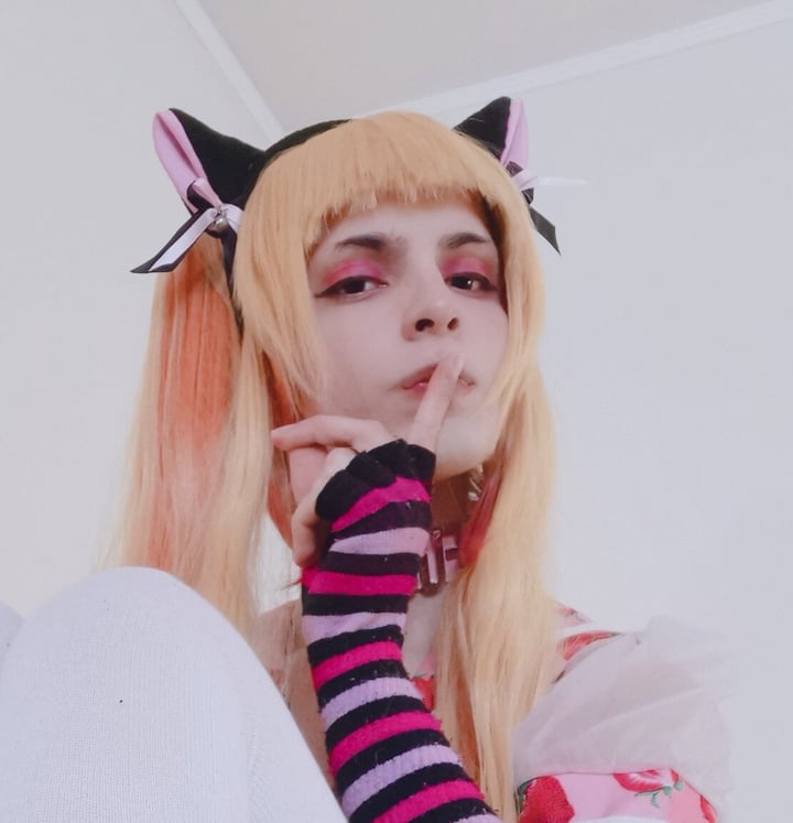 Magentadolly