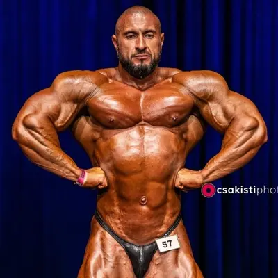 MAGNUS SAVAGE