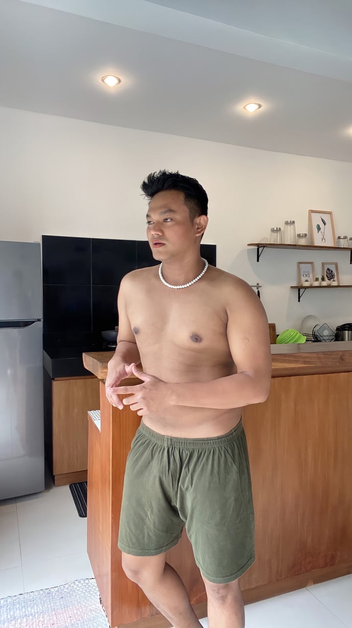 Maxiblackassfree