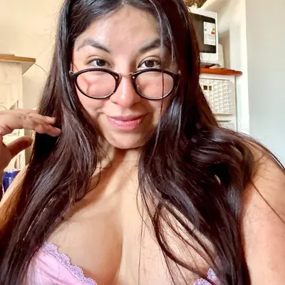 HELLEN 🌸ℍ𝔸𝕀ℝ𝕐 𝔸ℕ𝔻 ℂℝ𝔼𝔸𝕄𝕐 ℙ𝕌𝕊𝕊𝕐 🌸