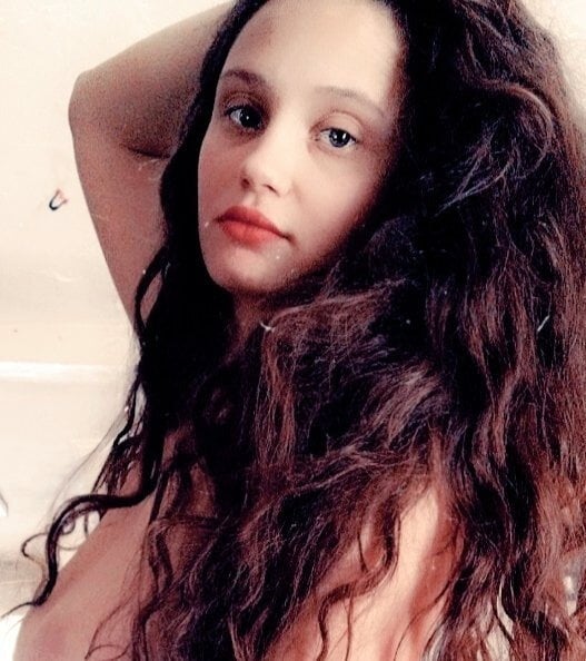 Moonlitqueen73