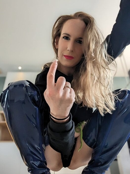 Naomicuphx