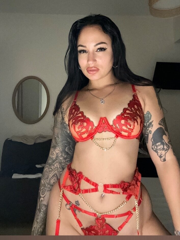 🍒𝗡𝗔𝗢𝗠𝗜 𝗦𝗢𝗧𝗢🍒