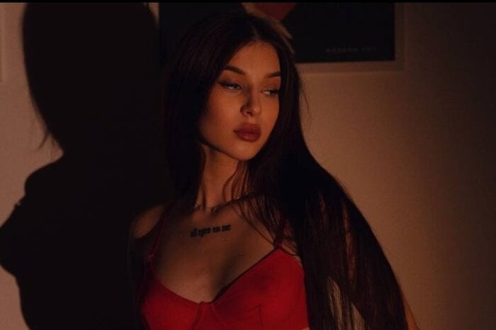 Nicoleelliiee