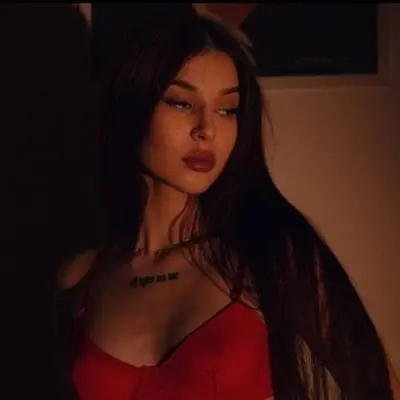 Nicoleelliiee