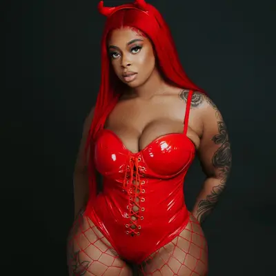 Niemoneyy