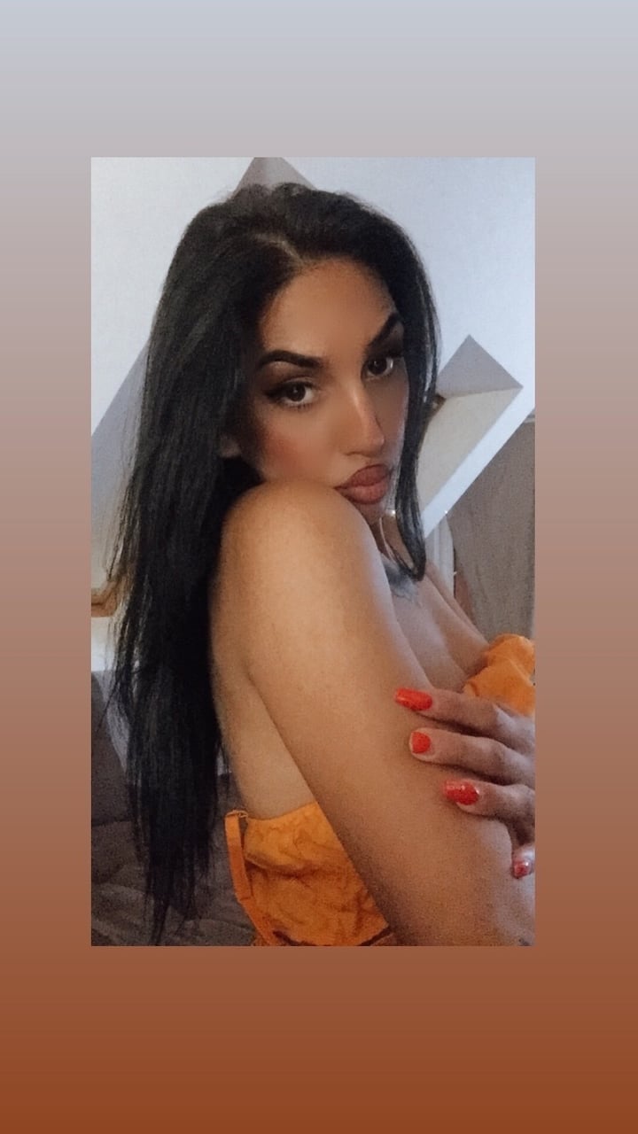 Ninaa6917