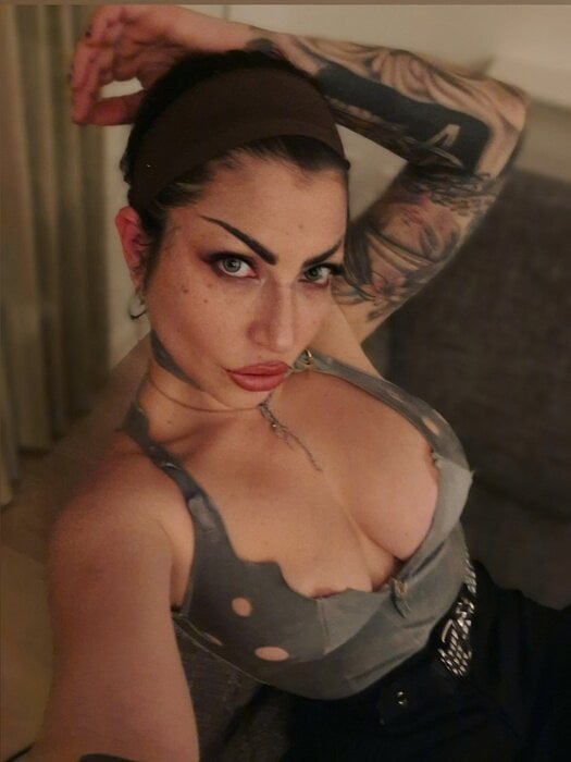 Ninavandick