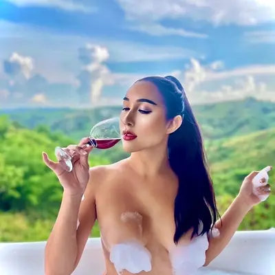 Ninewladyboy