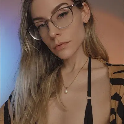 🌴 em ♡