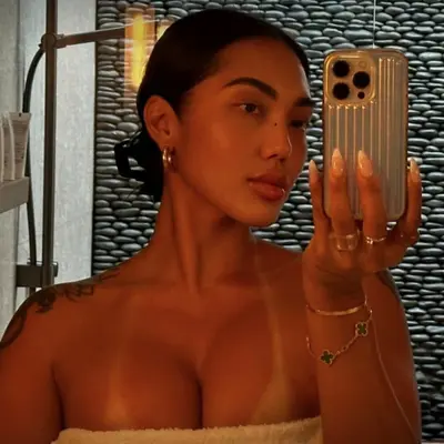 Officialarmanimarie