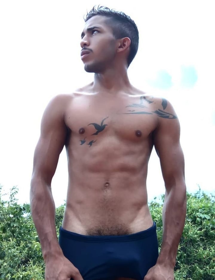 Ayrton Bezerra