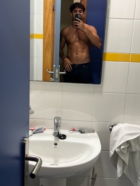 Onlyfans20cmyogurin