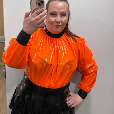 Latexlovercouple