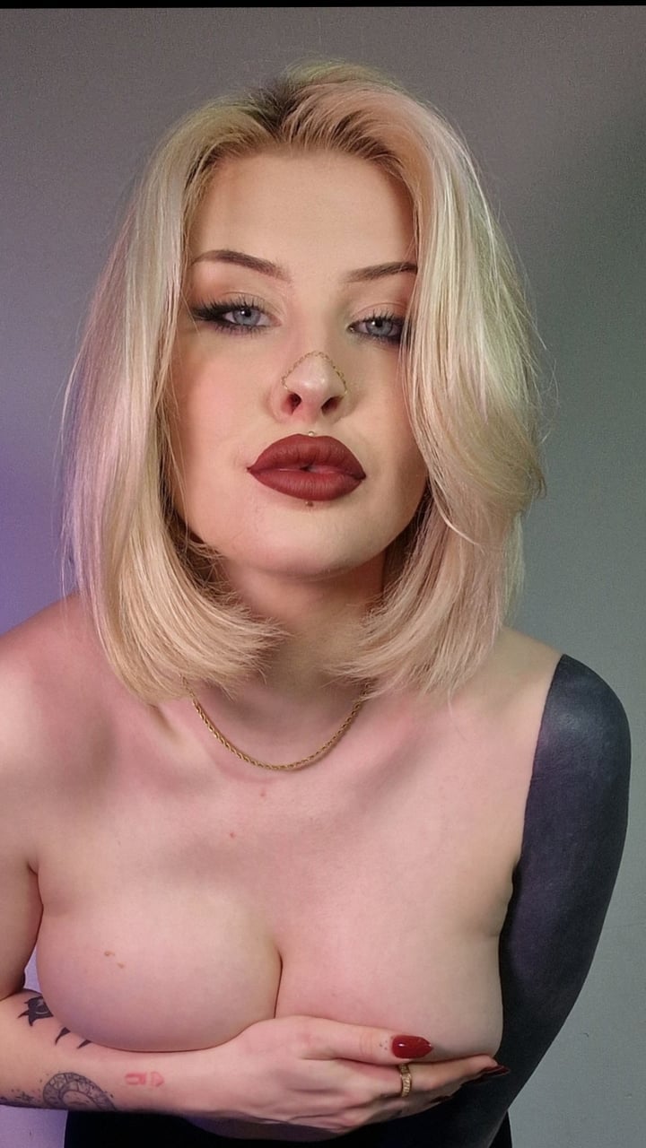 Onlymistressred