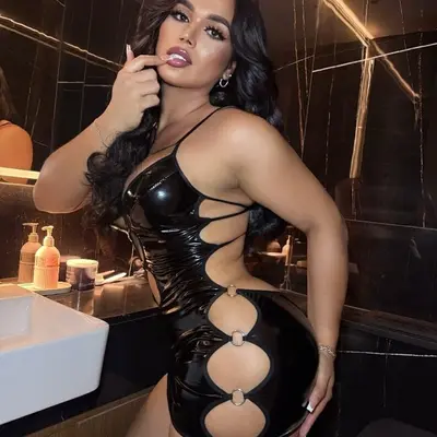 Paulina Velez
