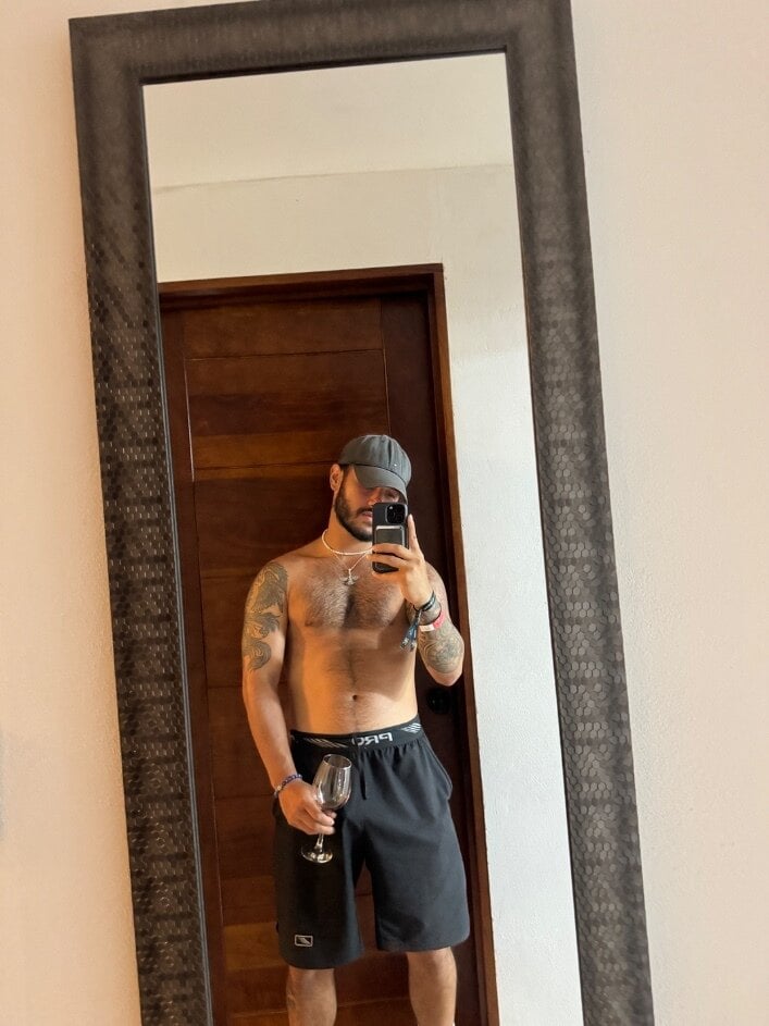 Hung Alpha