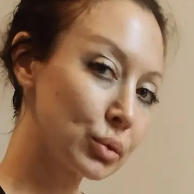 Petite_polina