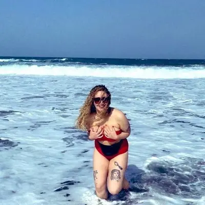 Phoebe Huxley | Tall Curvy