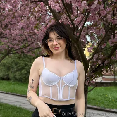 PoutyRose