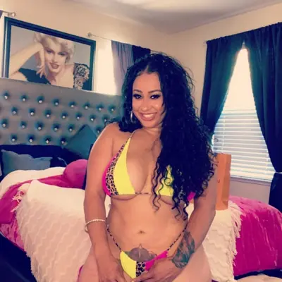 Prettyprettyshelly