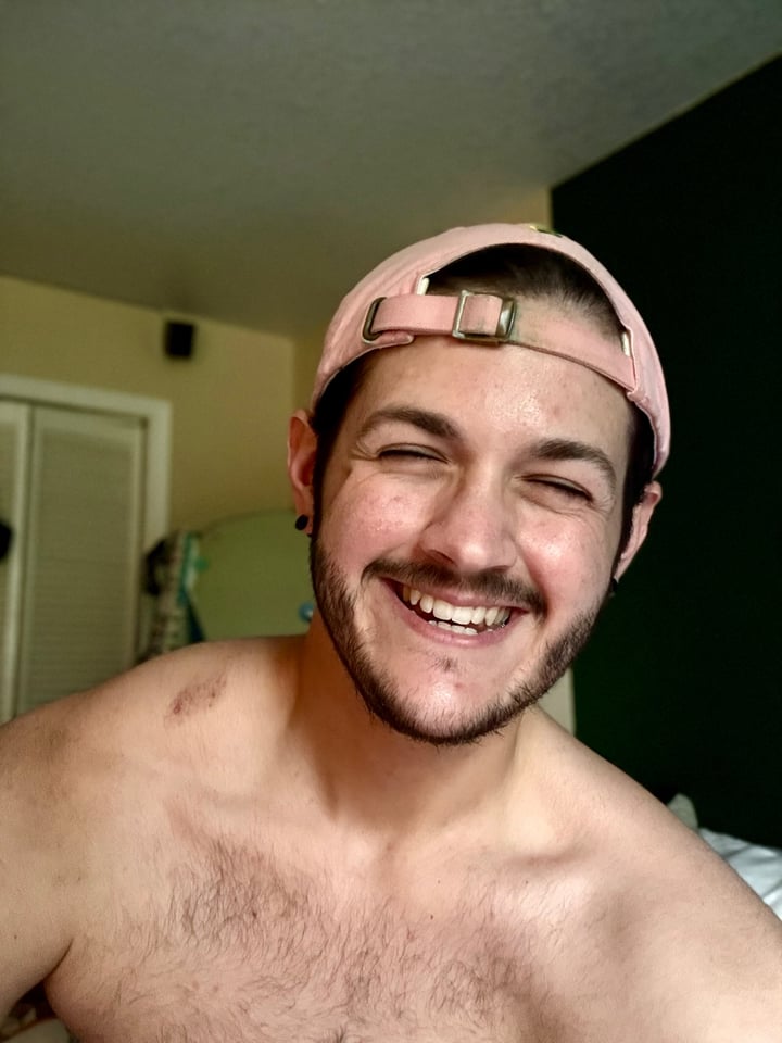 P 🏳️‍⚧️💪🏻