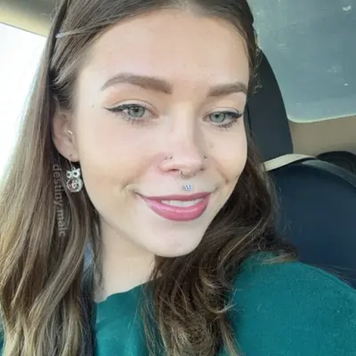 Queenegirl27